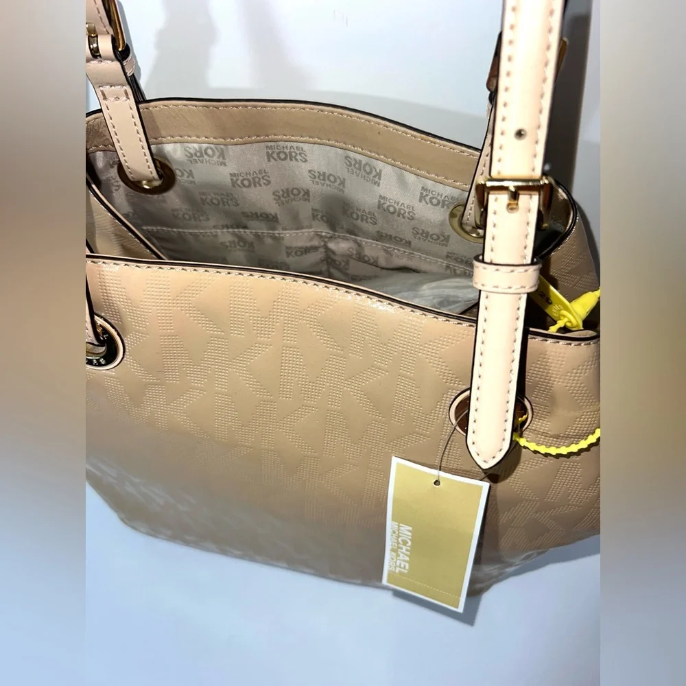 NWT Michael Kors Jet Set patent beige leather tote bag